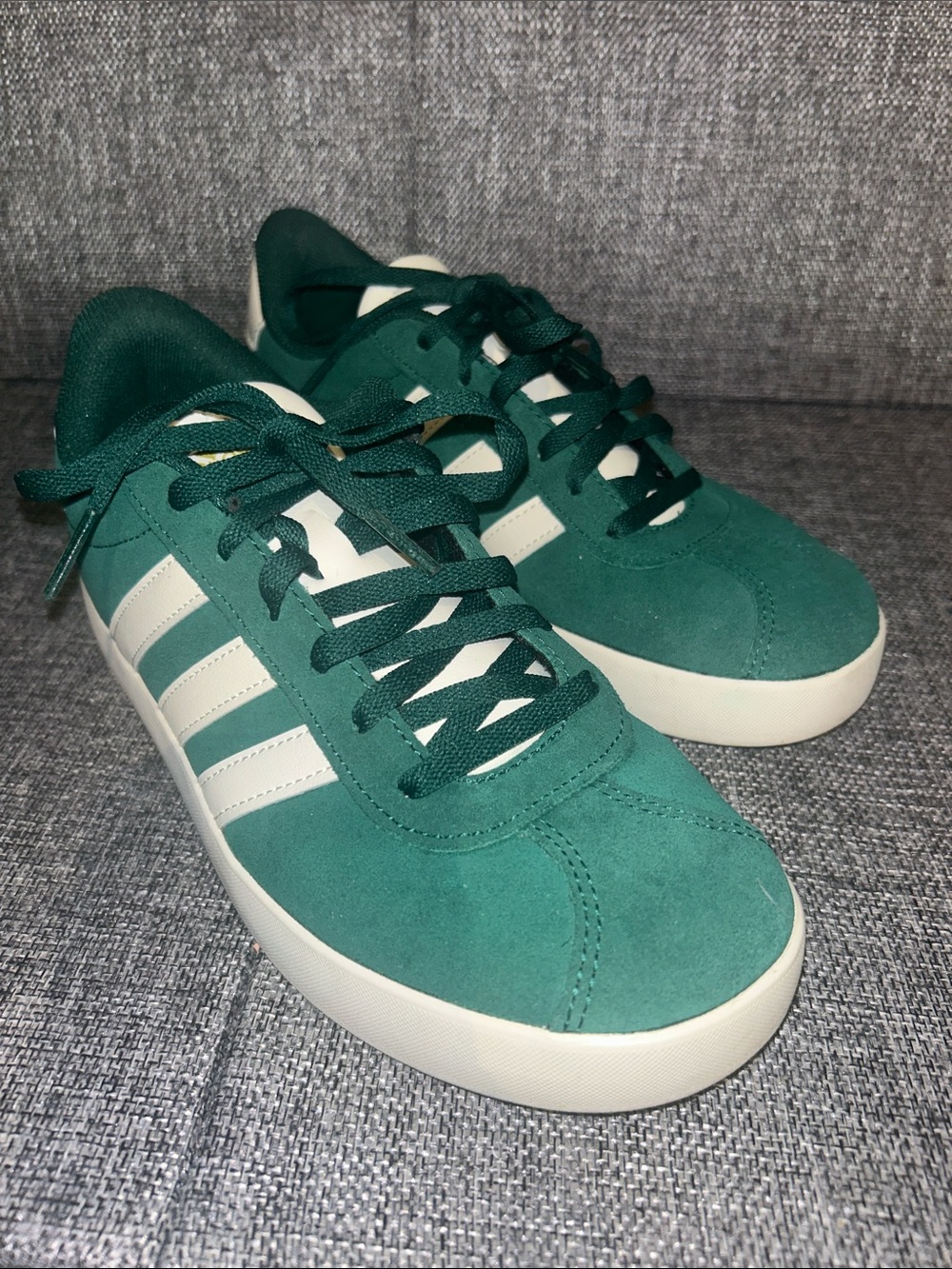 Adidas VL Court 3.0 Kids' Sneakers in "Collegiate Green/Cloud White" colorway